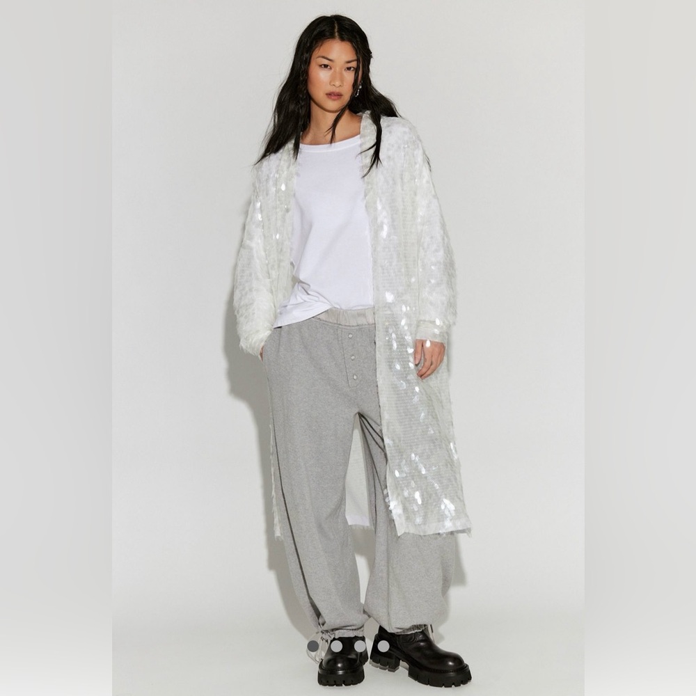 NWT Norma Kamali White Sequin Embellished Hooded Robe Duster Size M Gala Bridal